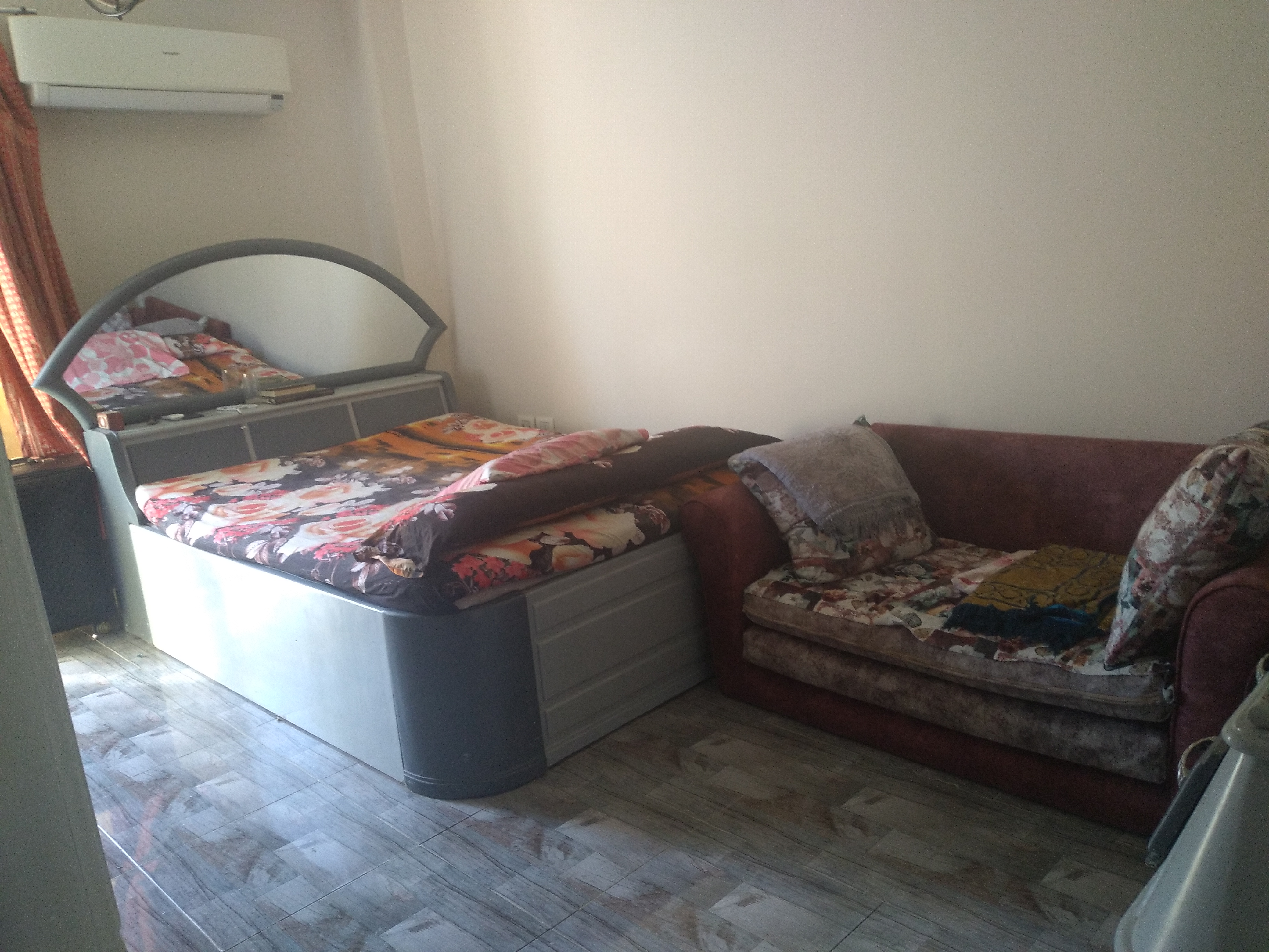 مصغّر 4